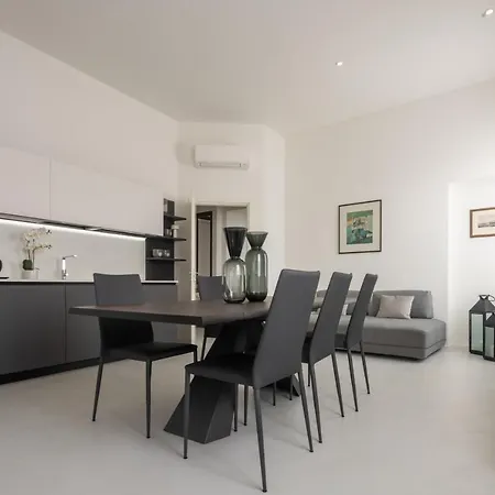 Design Apartment With Balcony On The Grand Canal R&R Venice Exterior photo